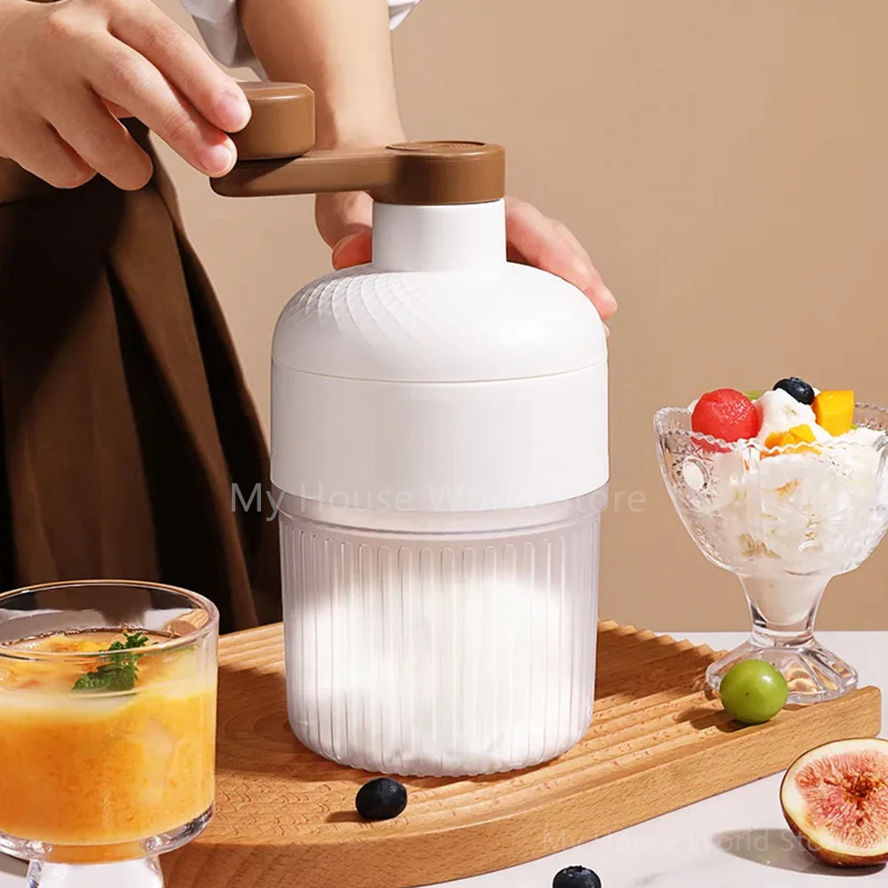 Mini Trituradora de Hielo Manual Portátil – Ideal para Granizados y Batidos Caseros